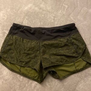 Lululemon speed up short 2.5”